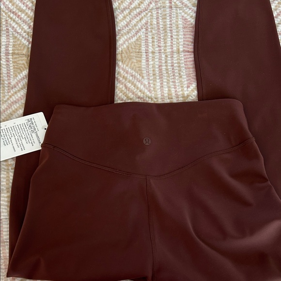 lululemon athletica Women's Deep Brown Leggings - Picture 5 of 7